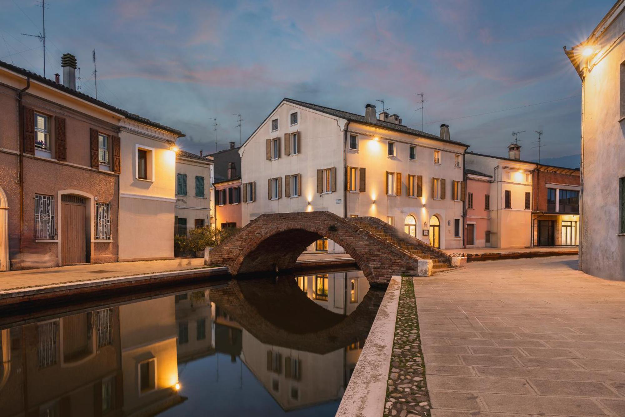 Al Ponticello Panzió Comacchio Kültér fotó